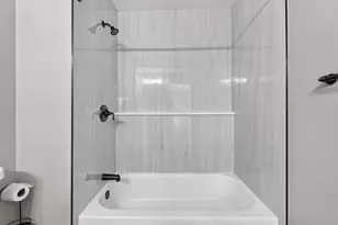 176 E Weber Rd, Columbus, OH 43202 - Photo 107
