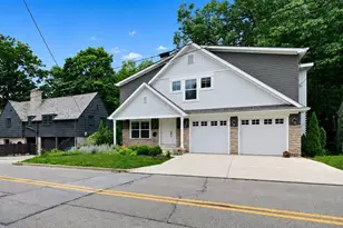 176 E Weber Rd, Columbus, OH 43202 - Photo 3