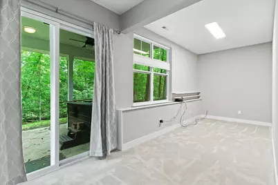 176 E Weber Road, Columbus, OH 43202 - Photo 39