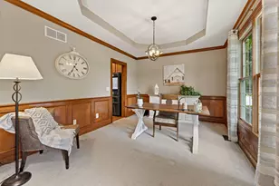 2643 Sandhurst Dr, Lewis Center, OH 43035 - Photo 3