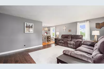 948 N Moorewood Drive, Zanesville, OH 43701 - Photo 5