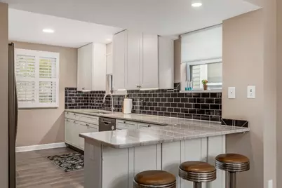 146 W North Broadway, Columbus, OH 43214 - Photo 13