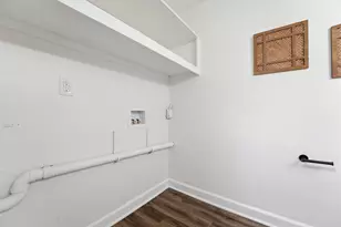 2390 Daleton Pl, Columbus, OH 43232 - Photo 31