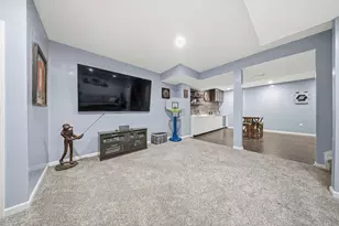 2100 Emmys Way, Columbus, OH 43228 - Photo 39