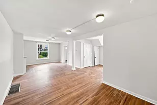 2456 Indiana Ave, Columbus, OH 43202 - Photo 5