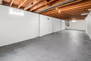 275 E Royal Forest Blvd, Columbus, OH 43214 - Photo 59