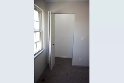 525 Delaware Street, Washington Court House, OH 43160 - Photo 7