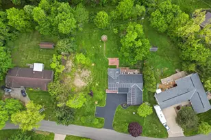 1965 Dunzweiler Dr, Zanesville, OH 43701 - Photo 11