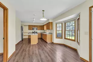 7641 Finbarr Ct, Dublin, OH 43017 - Photo 13