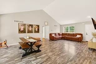 9805 Beaver Pike, Jackson, OH 45640 - Photo 13