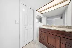 132 Saint Michelle St, Columbus, OH 43085 - Photo 29