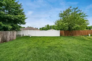 2021 Summit Row Blvd, Powell, OH 43065 - Photo 21
