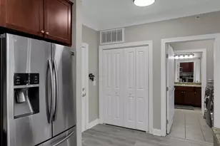 960 Perry St, Columbus, OH 43215 - Photo 13
