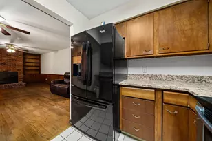 1393 Bellflower Ave, Columbus, OH 43204 - Photo 7