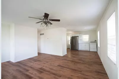 2856 El Paso Drive, Columbus, OH 43204 - Photo 3