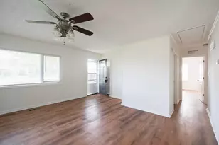 2856 El Paso Dr, Columbus, OH 43204 - Photo 5