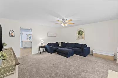3784 Hendron Road, Groveport, OH 43125 - Photo 5