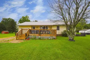 101 Oakland Blvd NE, Newark, OH 43055 - Photo 1
