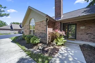 2786 Laurel Wind Blvd, Lewis Center, OH 43035 - Photo 3