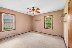 476 Clark State Rd, Columbus, OH 43230 - Photo 15