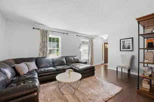 275 Spruce Hill Dr, Columbus, OH 43230 - Photo 5