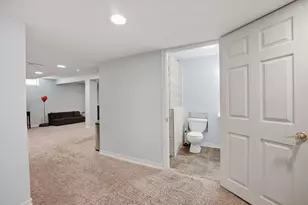 275 Spruce Hill Dr, Columbus, OH 43230 - Photo 35