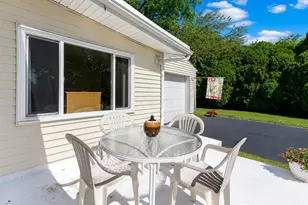 2168 Shrewsbury Rd, Columbus, OH 43221 - Photo 3