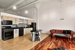 60 E Spring St, Columbus, OH 43215 - Photo 23