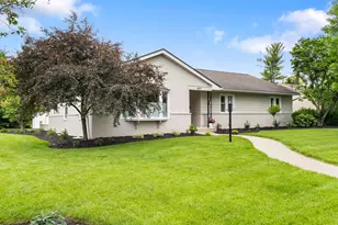 3071 Halesworth Rd, Columbus, OH 43221 - Photo 1