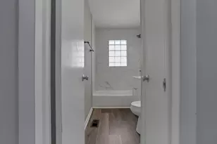 2758 Beulah Rd, Columbus, OH 43211 - Photo 23