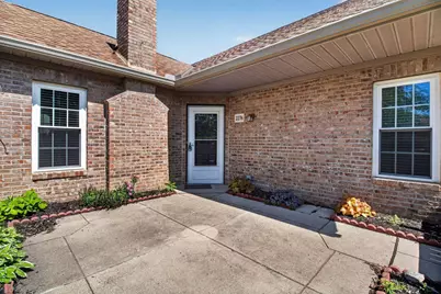 2276 Willowside Lane, Grove City, OH 43123 - Photo 3