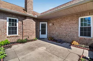 2276 Willowside Ln, Grove City, OH 43123 - Photo 3