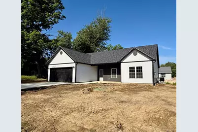 13513 Laurel Road NE, Thornville, OH 43076 - Photo 1