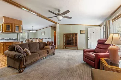 231 Spruce Ridge Drive, Ashville, OH 43103 - Photo 9
