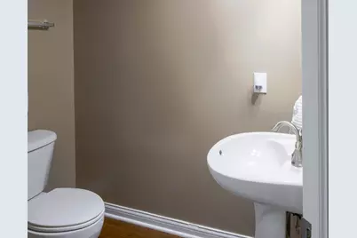 4105 Adalric Drive, Columbus, OH 43219 - Photo 5