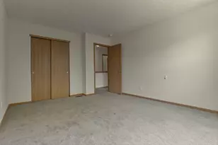 5724 Galveston Dr, Columbus, OH 43228 - Photo 21