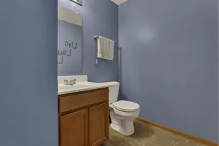 5724 Galveston Dr, Columbus, OH 43228 - Photo 15