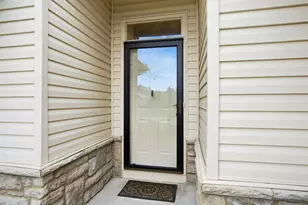 132 Braddington Ct, Delaware, OH 43015 - Photo 7