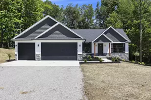 14362 Monroe Mills Rd, Mount Vernon, OH 43050 - Photo 1