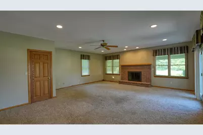 3955 Frazeysburg Road, Zanesville, OH 43701 - Photo 29