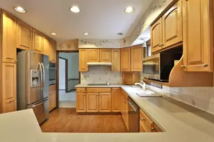 1033 Firth Ave, Columbus, OH 43085 - Photo 13