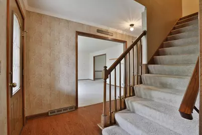 1033 Firth Avenue, Columbus, OH 43085 - Photo 5