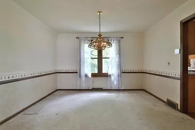 1033 Firth Avenue, Columbus, OH 43085 - Photo 9