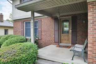 1033 Firth Ave, Columbus, OH 43085 - Photo 3
