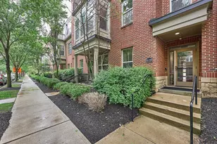 936 Perry St, Columbus, OH 43215 - Photo 1