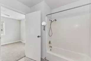 1197 Manchester Ave, Columbus, OH 43211 - Photo 15