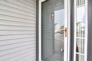 1602 Covina Dr, Columbus, OH 43228 - Photo 5
