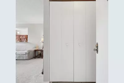 2196 Hedgerow Road #2196G, Columbus, OH 43220 - Photo 5