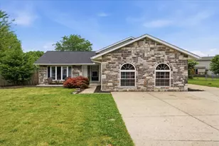 322 Old Meadows Ct, Canal Winchester, OH 43110 - Photo 1