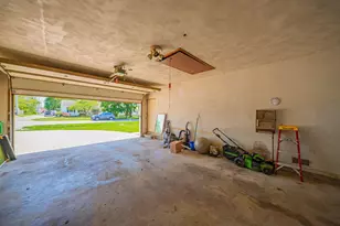 118 Clifton Ave, Findlay, OH 45840 - Photo 25